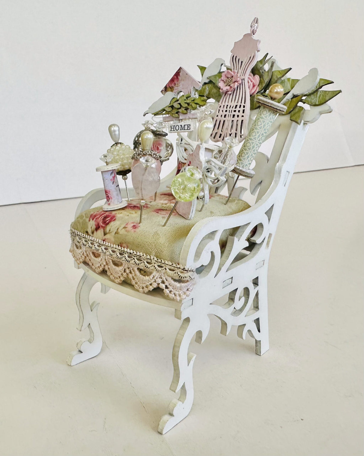 Mini Wire Dress Form 5pk image 1